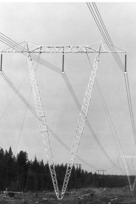 BC Hydro 
Transmission tower and lines at Williams Lake, BC 
1965